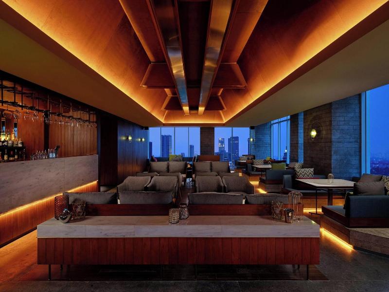 Aloft Jakarta Tb Simatupang image
