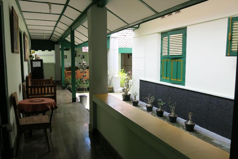 Pamularsih Homestay image