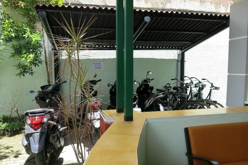 Pamularsih Homestay image