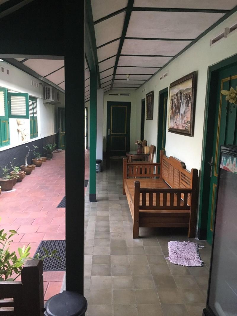 Pamularsih Homestay image