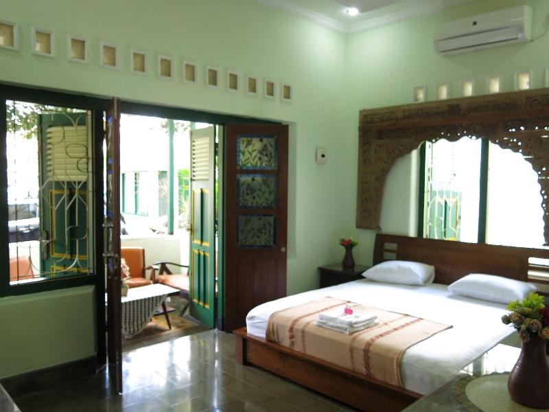 Pamularsih Homestay image