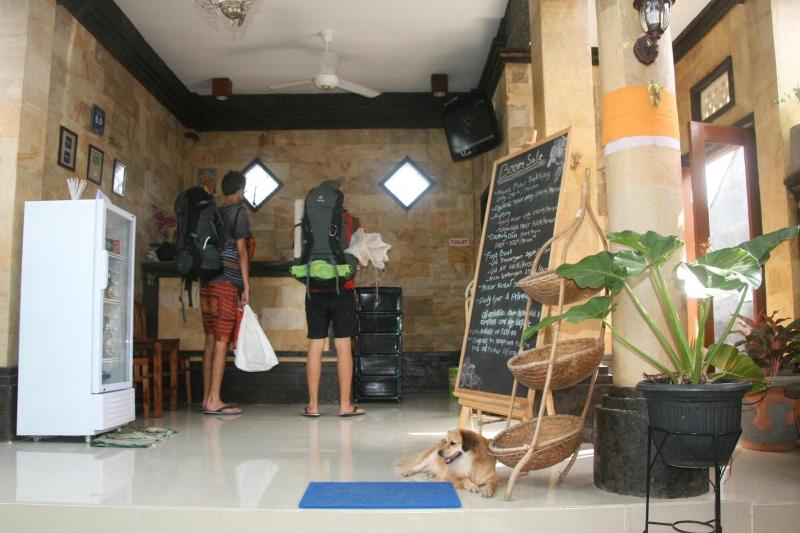 Ojeks Homestay image
