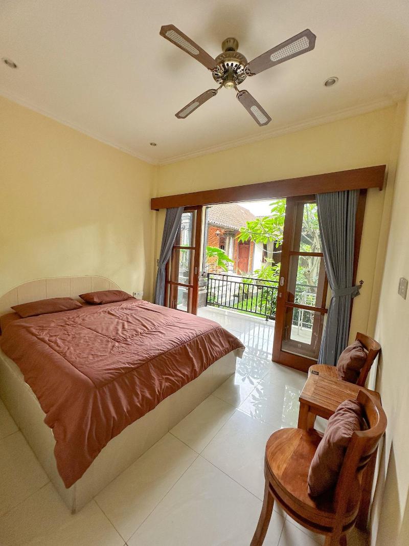 Ojeks Homestay image