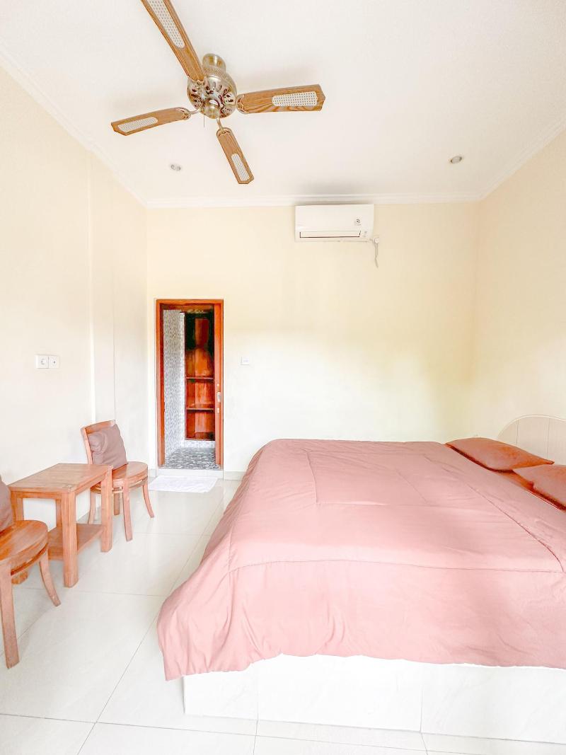 Ojeks Homestay image