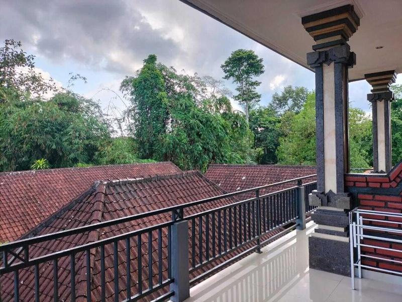 Ojeks Homestay image