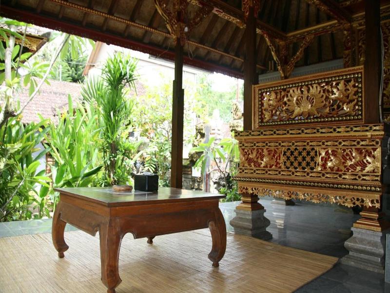 Ojeks Homestay image
