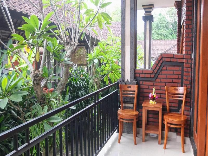 Ojeks Homestay image