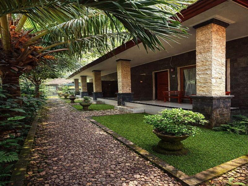 Cave Beach Bungalow image