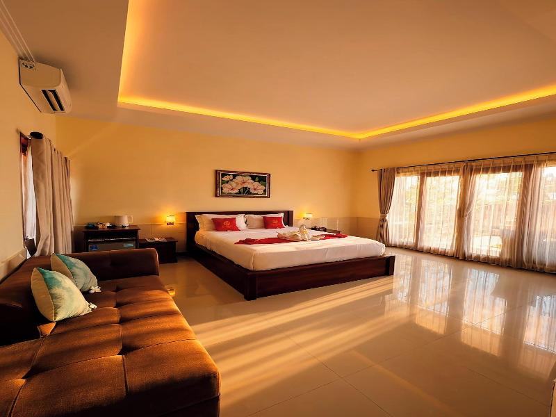Cave Beach Bungalow image