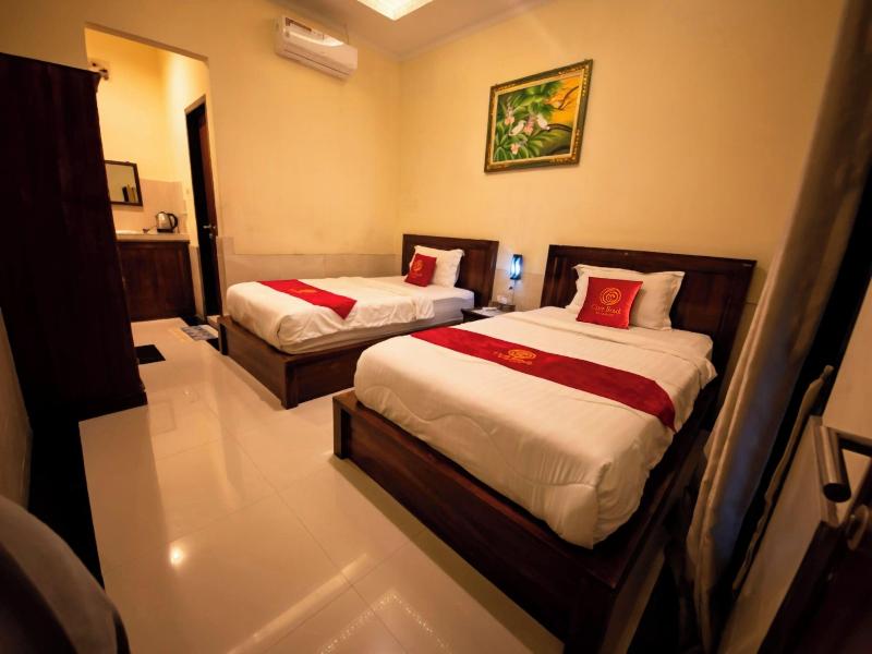 Cave Beach Bungalow image