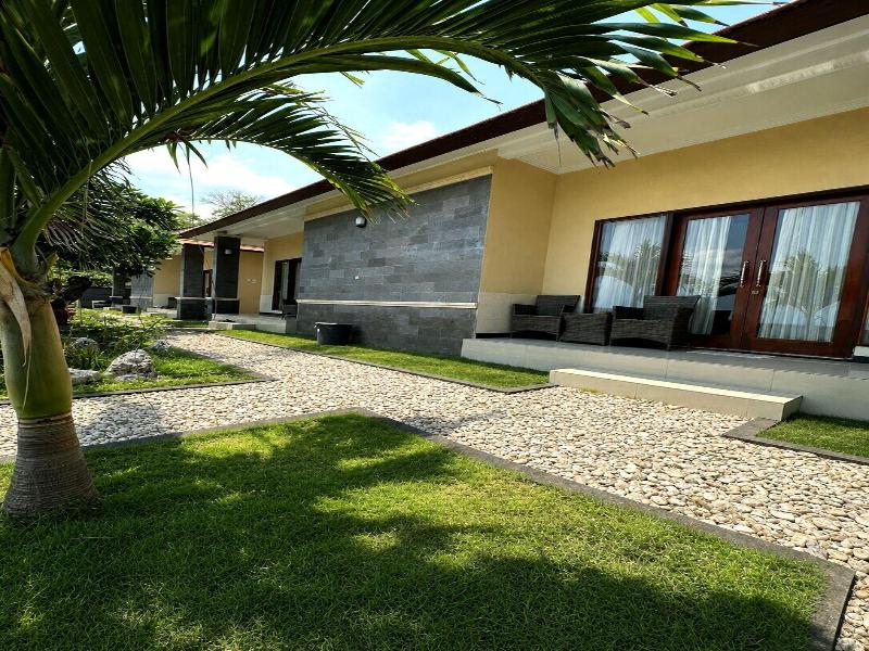Cave Beach Bungalow image