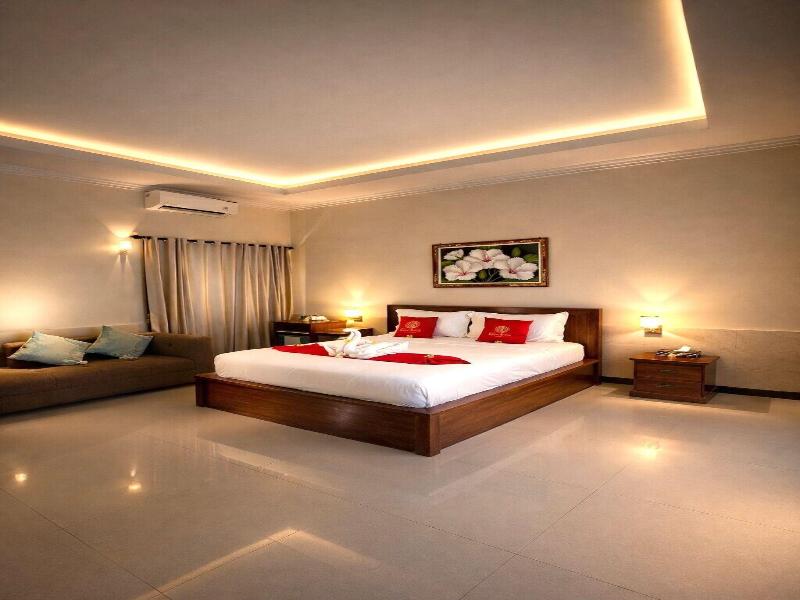 Cave Beach Bungalow image