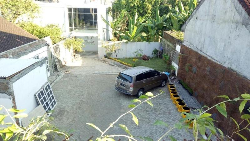 Coconut Hotel — general view
