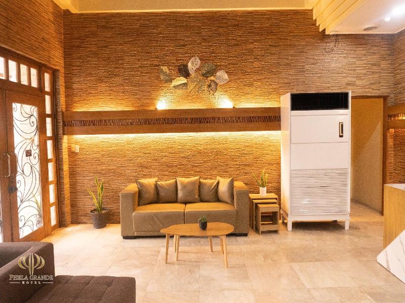 Phela Grande Hotel image