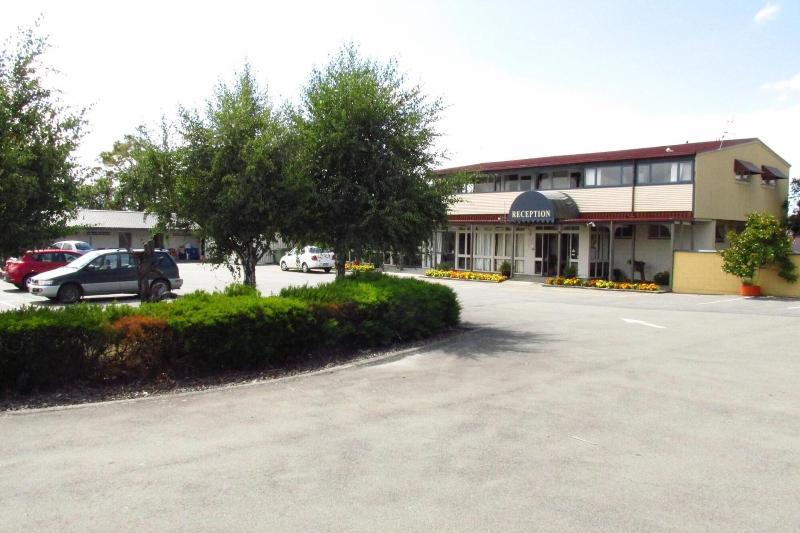 Blenheim Road Motor Lodge image