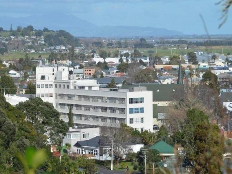 Coastal Motor Lodge
