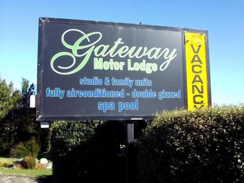 Gateway Motor Lodge image 1