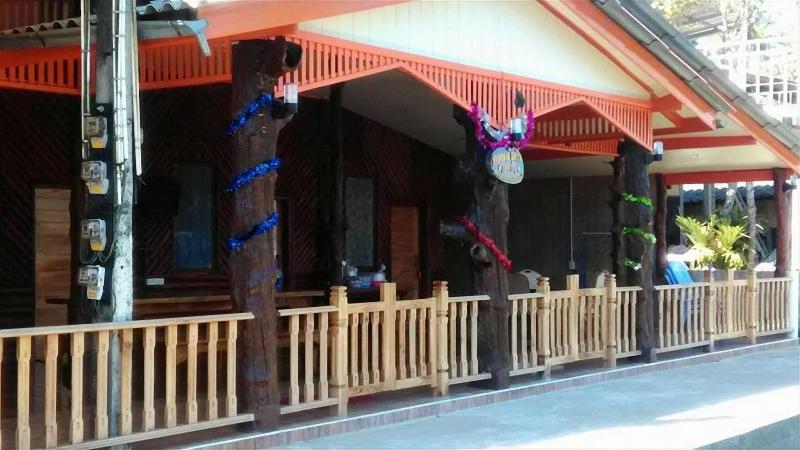 Klong Mad Good View Homestay image