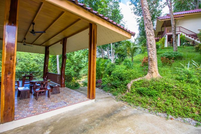 Khaosok River Home Resort