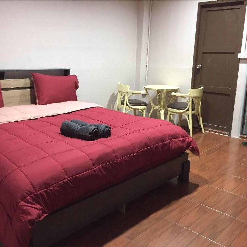 Smile Home Guesthouse image