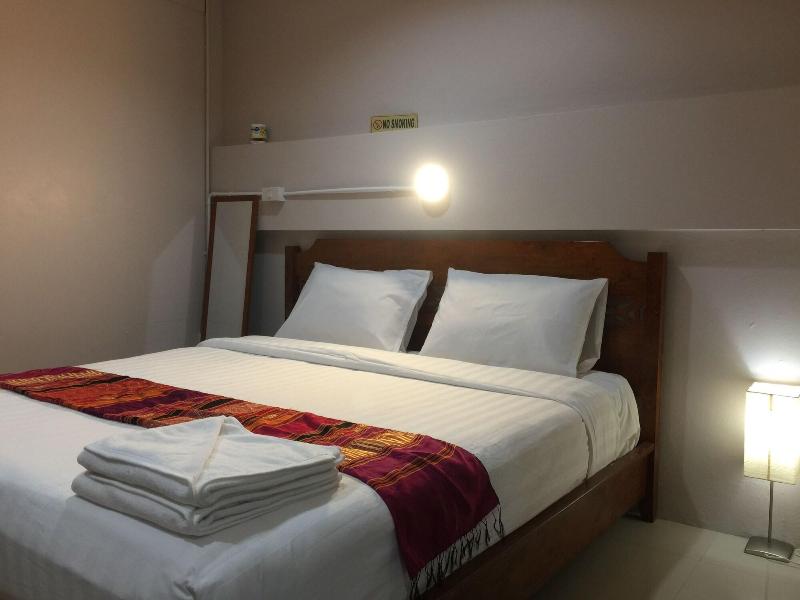 Smile Home Guesthouse image