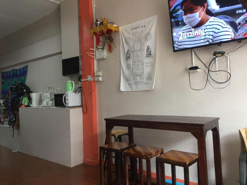 Smile Home Guesthouse image