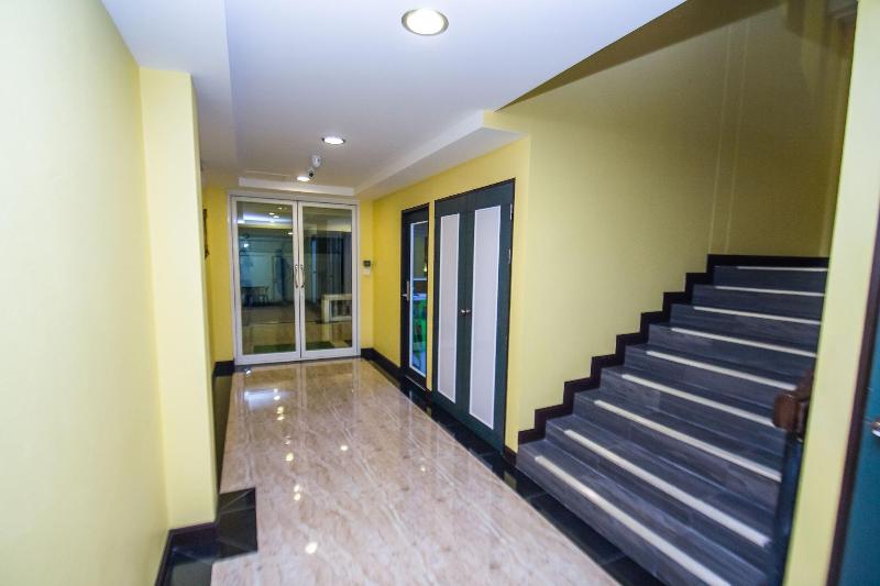 Jutha Mansion image