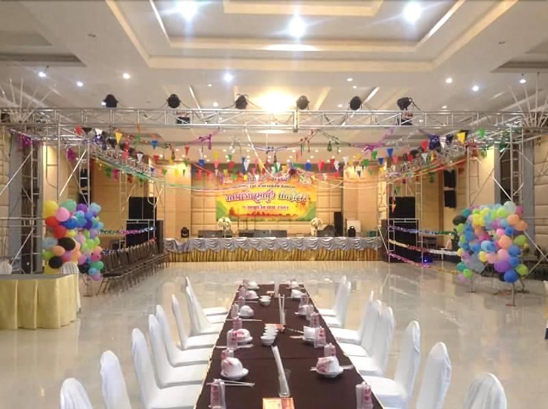 S-Tawan Hotel & Convention image