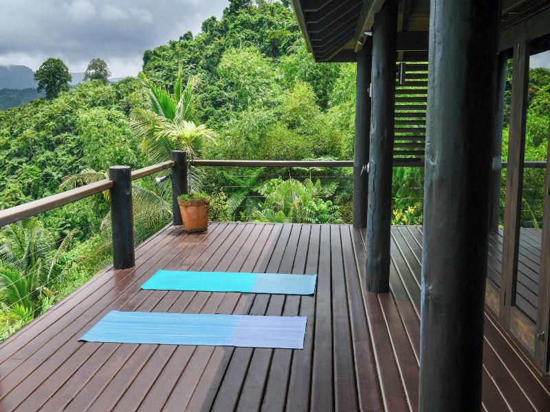 Emaho Sekawa Resort image