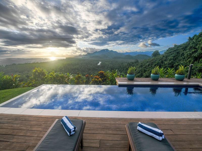 Emaho Sekawa Resort image