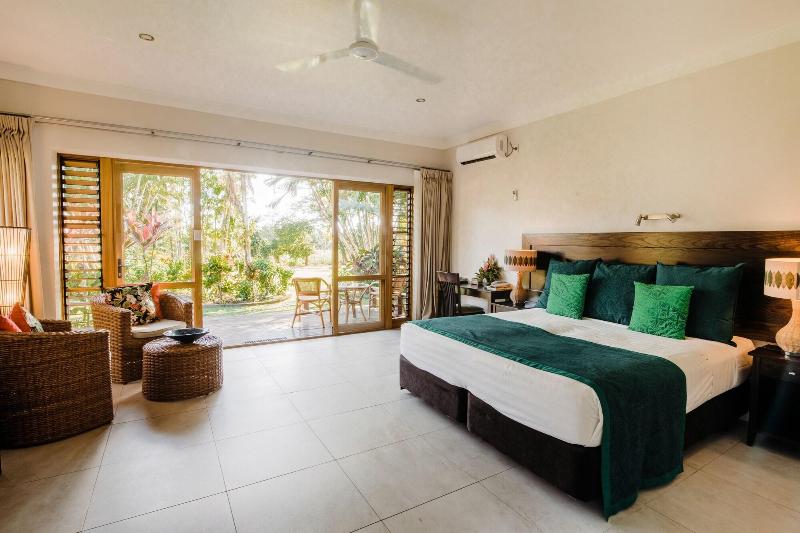 Sinalei Reef Resort & Spa image
