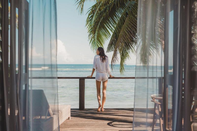 Sinalei Reef Resort & Spa image