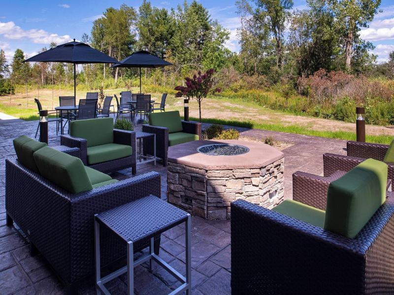 Fairfield Inn & Suites by Marriott Canton