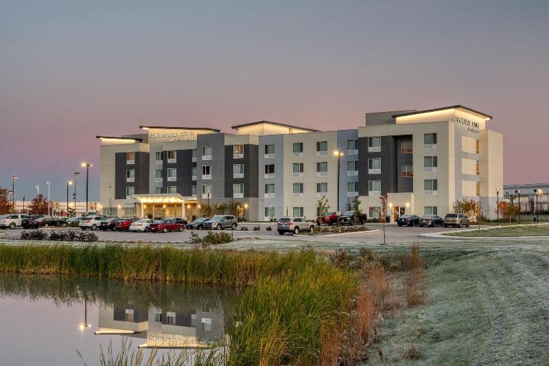 Towneplace Suites By Marriott Indianapolis Airport image