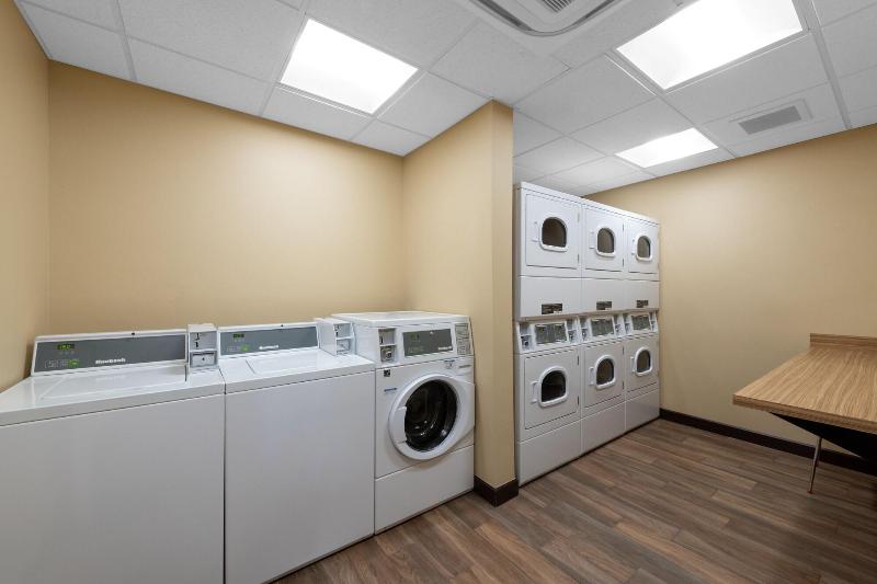 Towneplace Suites By Marriott Indianapolis Airport image