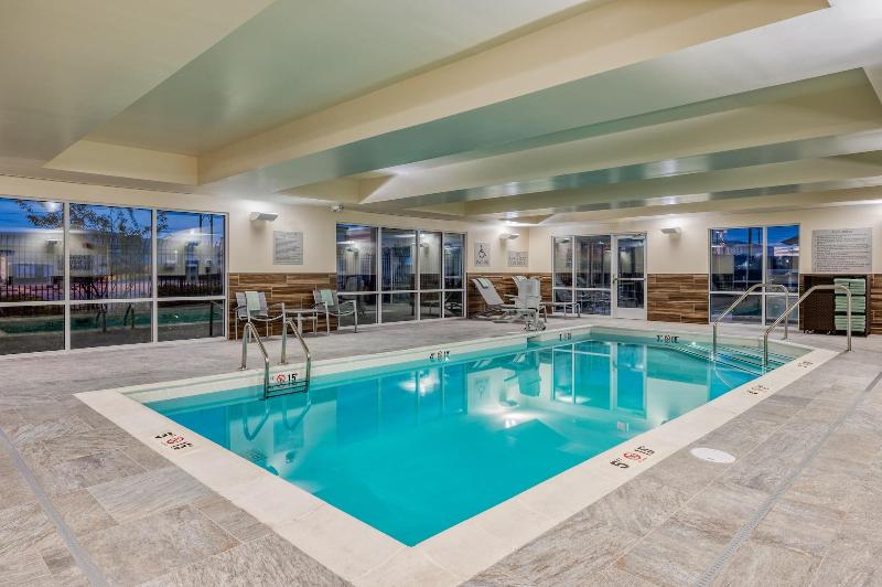 Towneplace Suites By Marriott Indianapolis Airport image