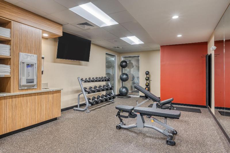 Towneplace Suites By Marriott Indianapolis Airport image