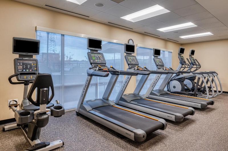 Towneplace Suites By Marriott Indianapolis Airport image
