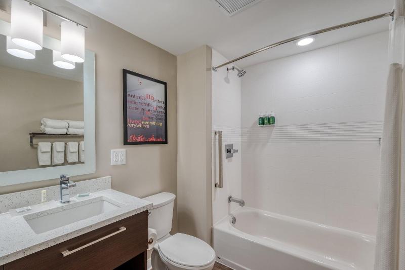 Towneplace Suites By Marriott Indianapolis Airport image