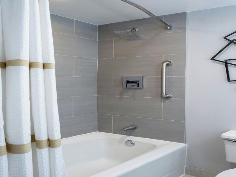 Marriott Greensboro Downtown image