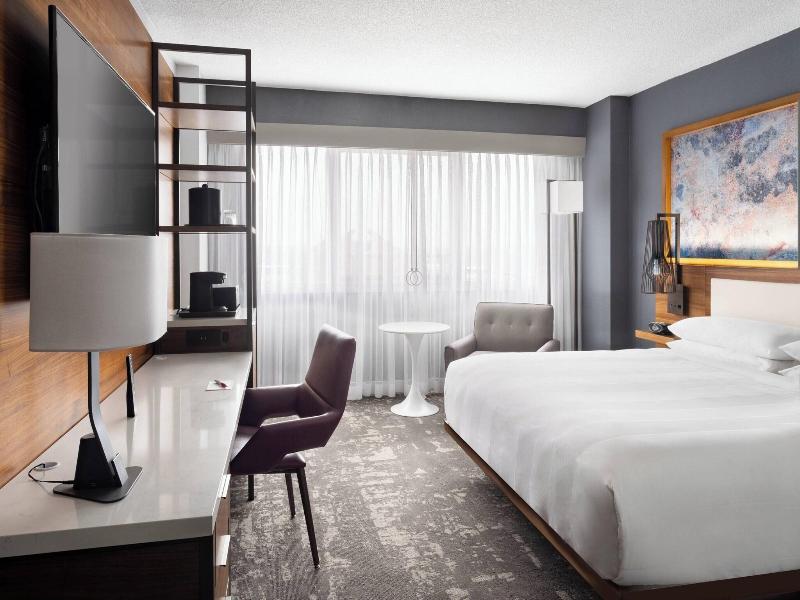Marriott Greensboro Downtown image