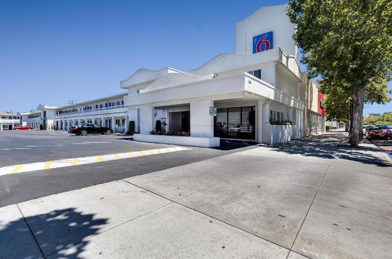 Motel 6 San Jose, CA - Convention Center image