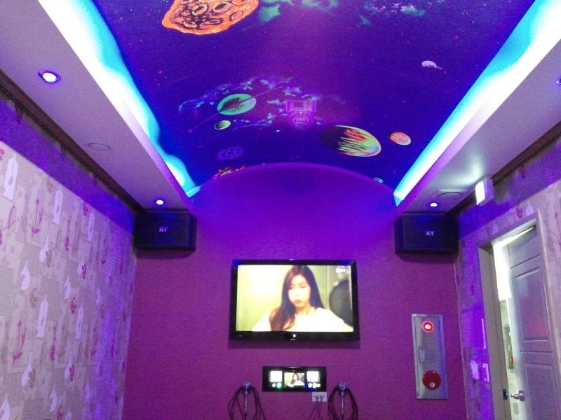 Blue Hawaii Hotel image