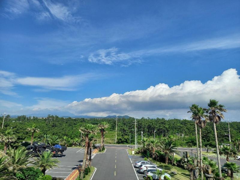 Blue Hawaii Hotel image