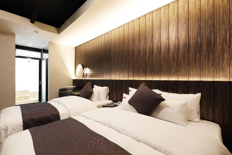 Hotel Aria image