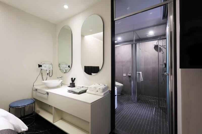 Hotel Aria image
