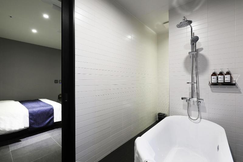 Hotel Aria image