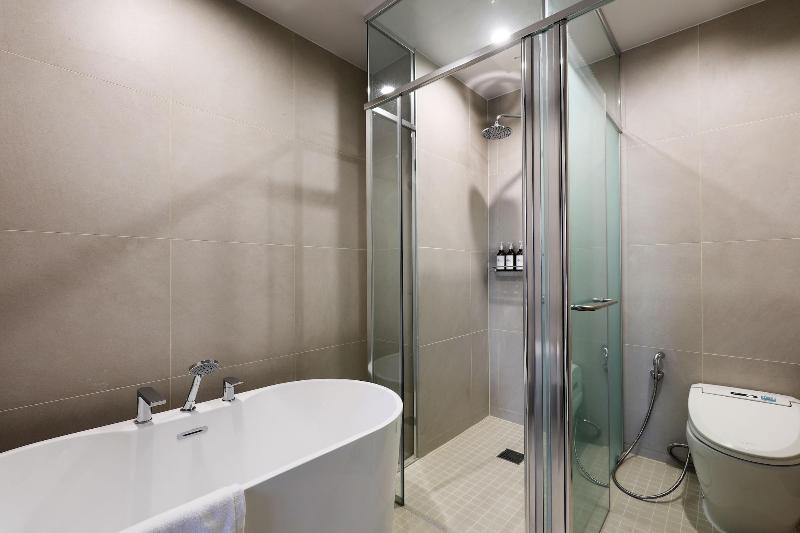 Hotel Aria image