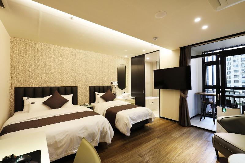 Hotel Aria image