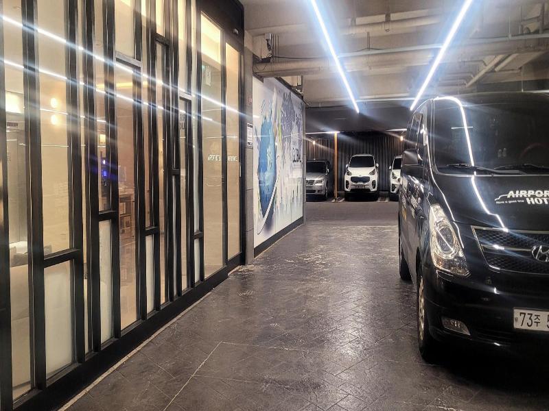 Airport Hotel image
